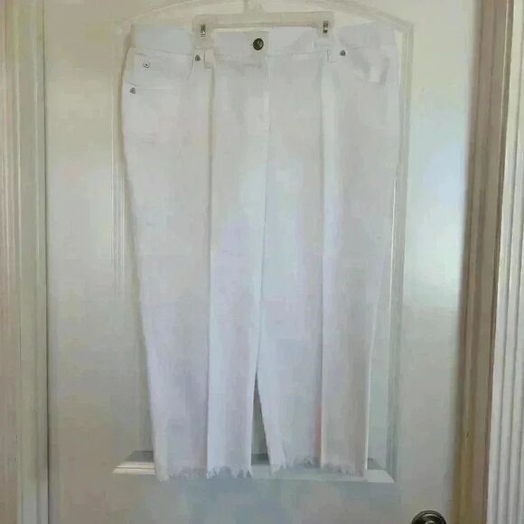 Zac & Rachel White Cotton/Poly/Spandex Raw Hem Jeans NEW - Picture 2 of 10